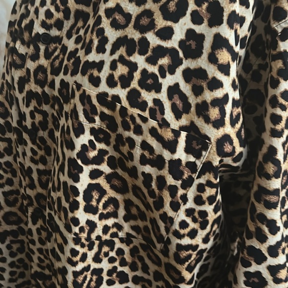 H&M Leopard Print Oversized Button Up Tunic Top Medium - Picture 5 of 11